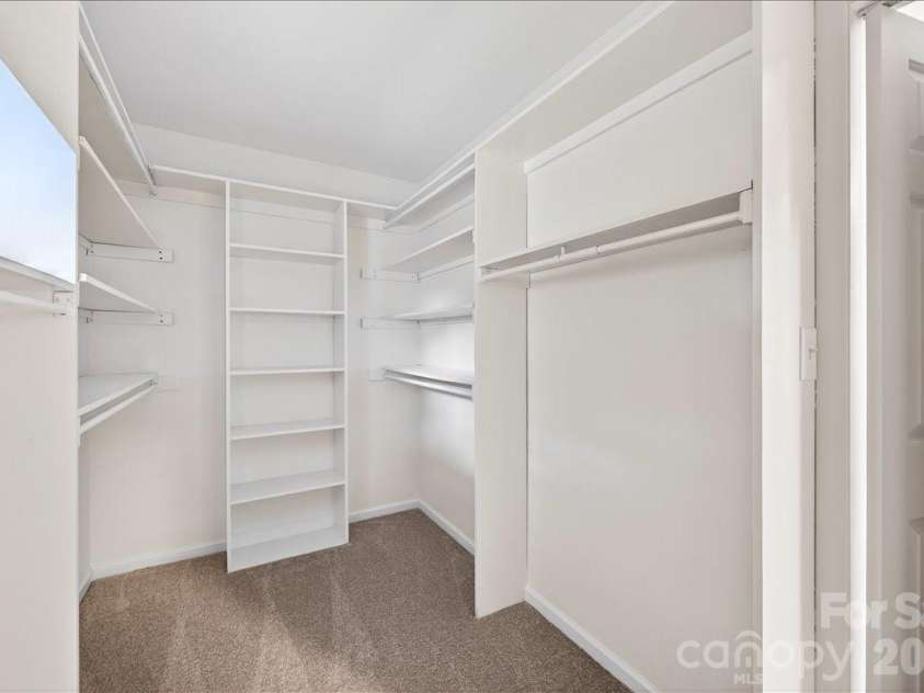 6219 Welford Road, Charlotte, NC 28211.  MLS# CAR4376961, YatesRealty ID 29693. 