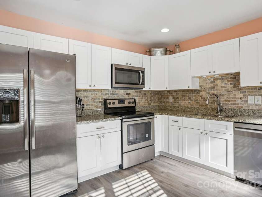 109 Cypress Street, Concord, NC 28025.  MLS# CAR4282657, YatesRealty ID 29696. 
