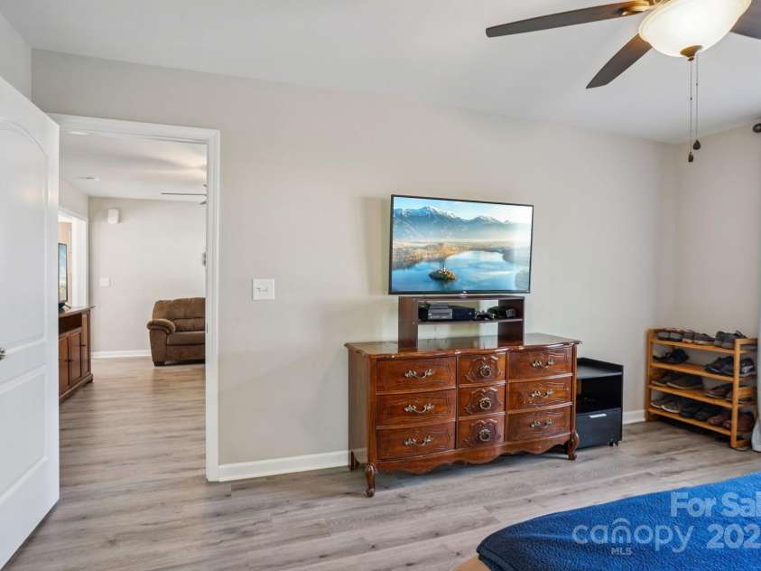 109 Cypress Street, Concord, NC 28025.  MLS# CAR4282657, YatesRealty ID 29696. 