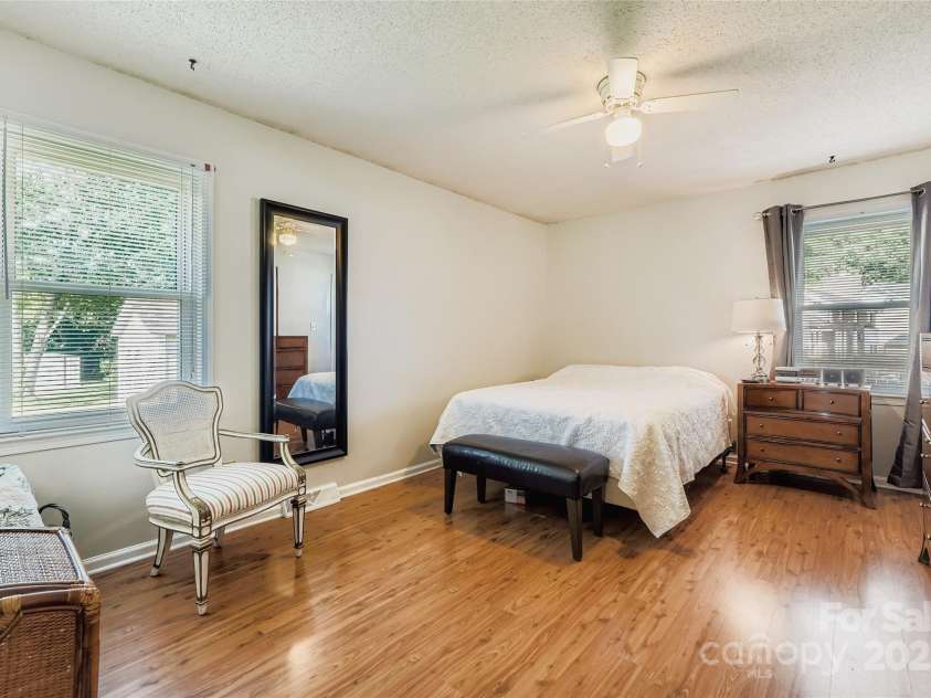 8606 Beechbrooke Road, Charlotte, NC 28227.  MLS# CAR4284928, YatesRealty ID 29698. 