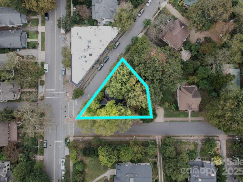 11 Cullowhee Street, Asheville, NC 28801.  MLS# CAR4307173, YatesRealty ID 297. Coveted Corner Lot