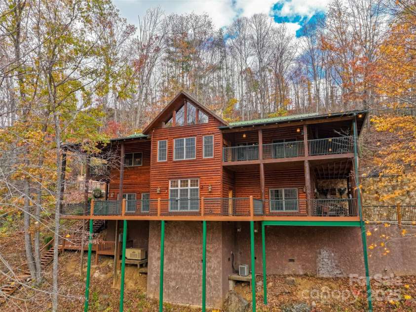90 Rogers Creek Drive, Bakersville, NC 28705.  MLS# CAR4318662, YatesRealty ID 297. 