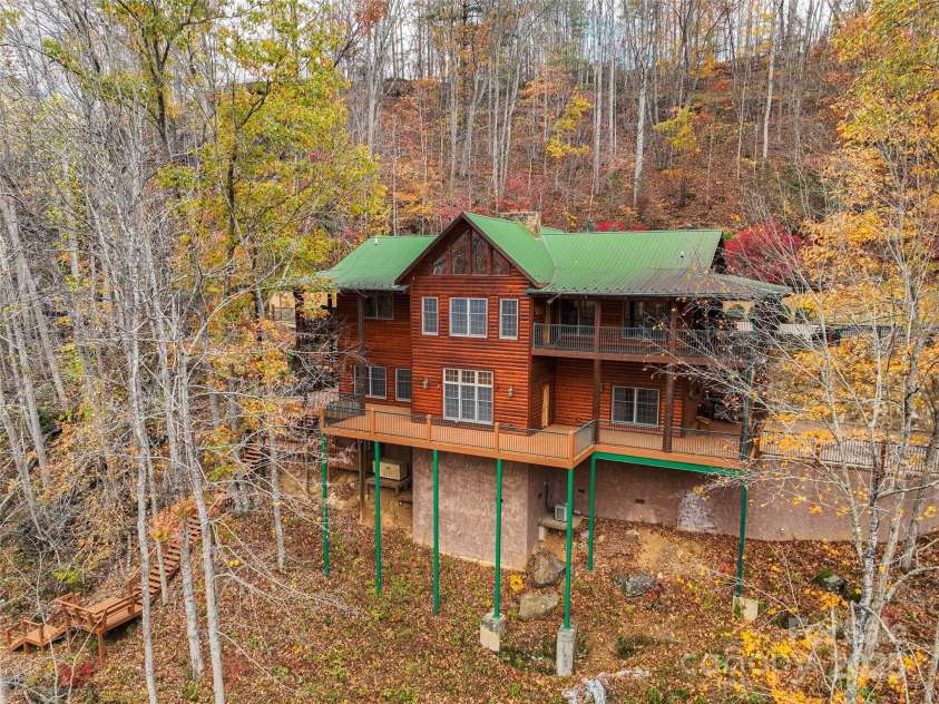 90 Rogers Creek Drive, Bakersville, NC 28705.  MLS# CAR4318662, YatesRealty ID 297. 