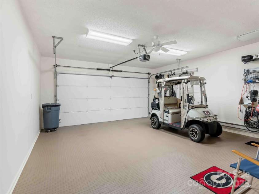 161 Winding Meadows Drive, Flat Rock, NC 28731.  MLS# CAR4256144, YatesRealty ID 2970. 