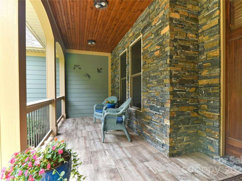 35 Dreambird Drive, Leicester, NC 28748.  MLS# CAR4281795, YatesRealty ID 29701. Front Porch
