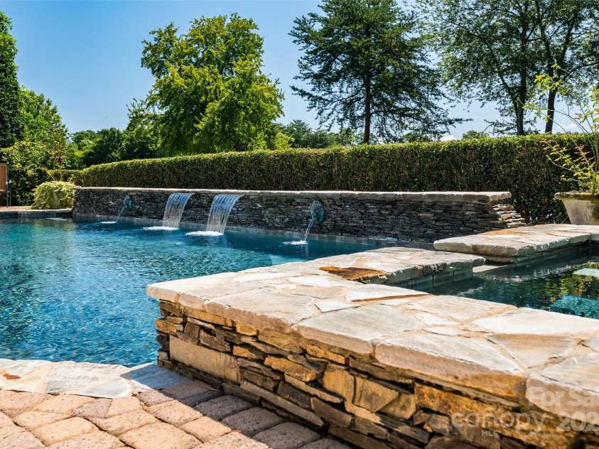 18302 Town Harbour Road, Cornelius, NC 28031.  MLS# CAR4226004, YatesRealty ID 29702. 