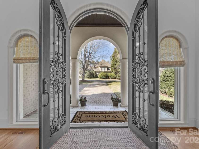18302 Town Harbour Road, Cornelius, NC 28031.  MLS# CAR4226004, YatesRealty ID 29702. 