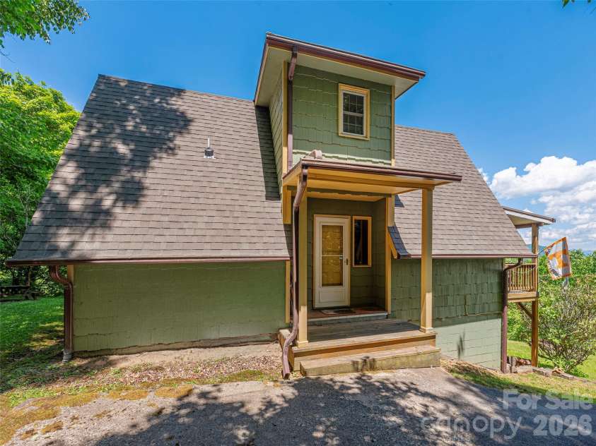 649 Acres View Drive, Waynesville, NC 28786.  MLS# CAR4385384, YatesRealty ID 29702. 