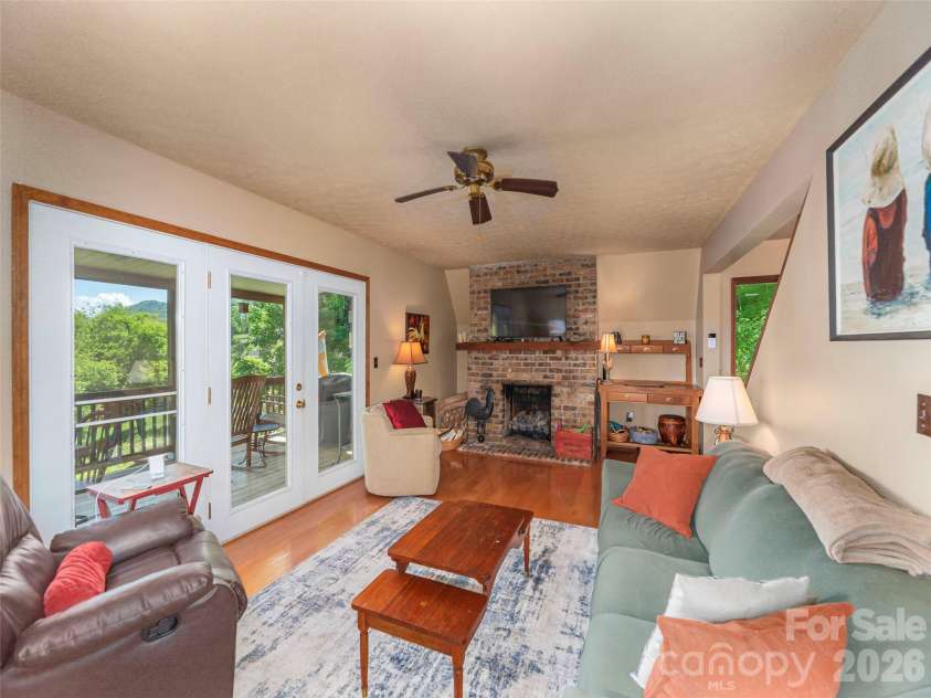 649 Acres View Drive, Waynesville, NC 28786.  MLS# CAR4385384, YatesRealty ID 29702. 