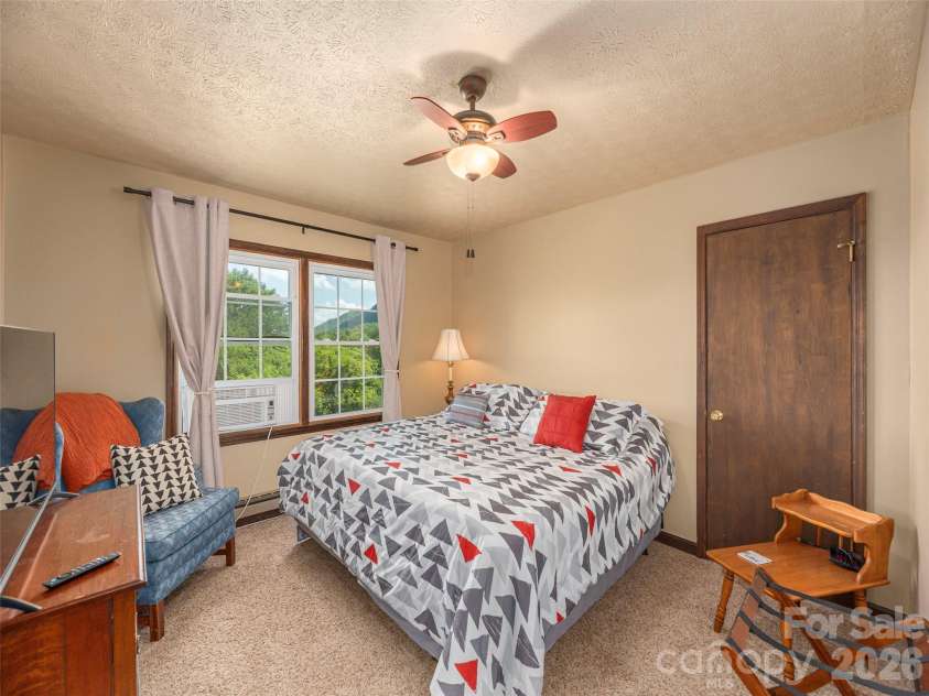 649 Acres View Drive, Waynesville, NC 28786.  MLS# CAR4385384, YatesRealty ID 29702. 