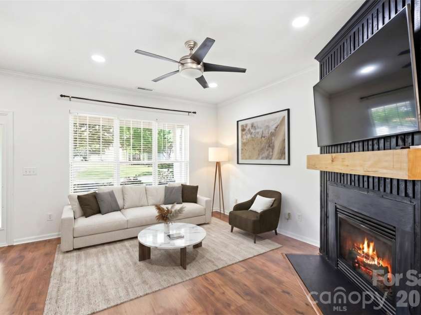1817 Ethel Guest Lane, Charlotte, NC 28206.  MLS# CAR4388598, YatesRealty ID 29703. Virtually staged