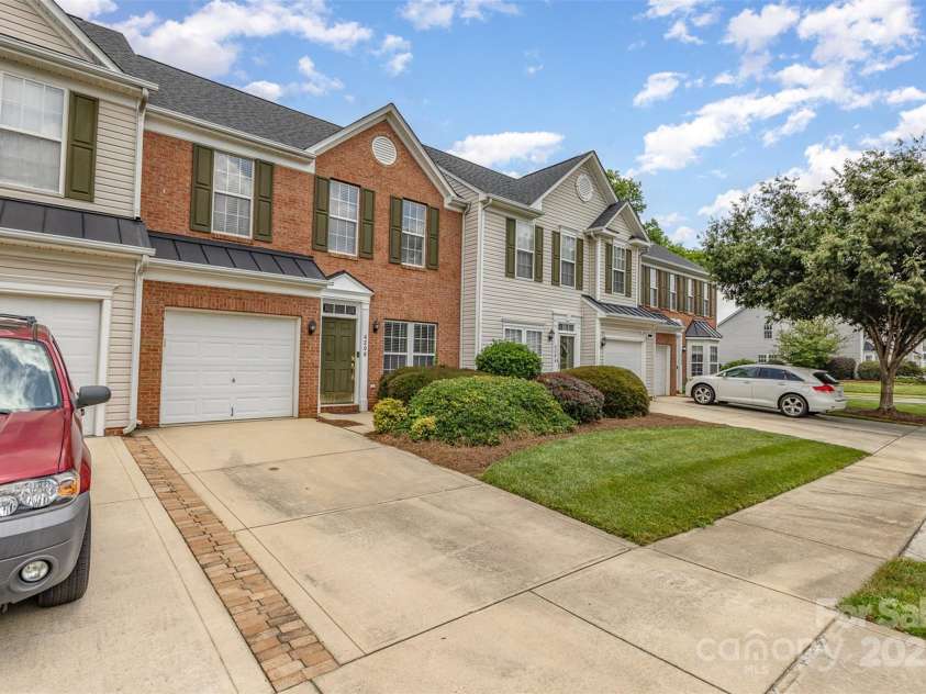 4208 Carl Parmer Drive, Harrisburg, NC 28075.  MLS# CAR4277560, YatesRealty ID 29704. 