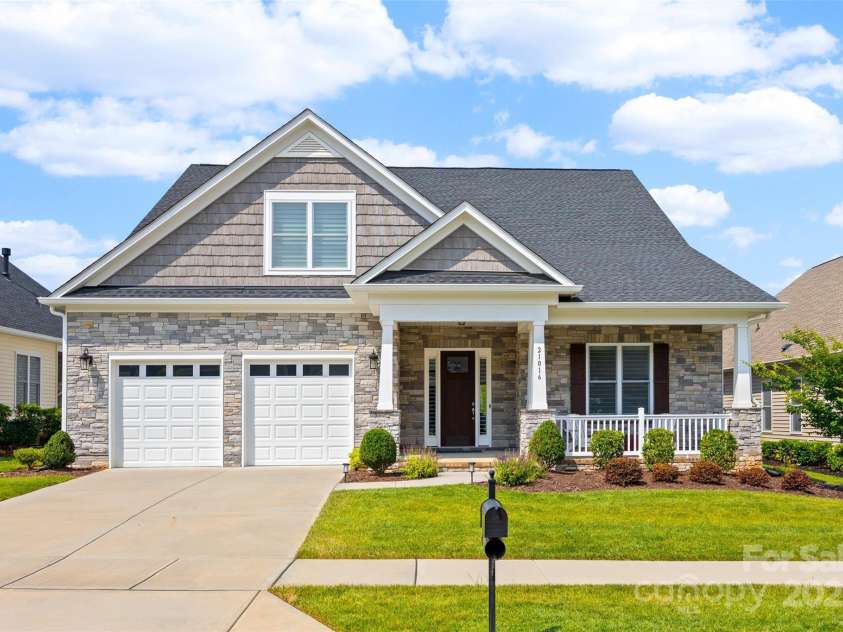 21016 Molly Harper Drive, Cornelius, NC 28031.  MLS# CAR4277815, YatesRealty ID 29705. 