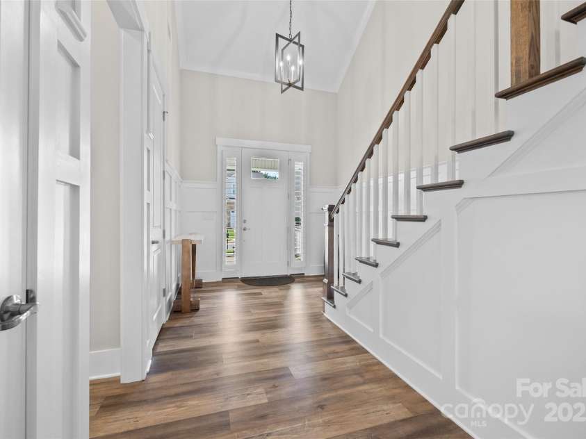 21016 Molly Harper Drive, Cornelius, NC 28031.  MLS# CAR4277815, YatesRealty ID 29705. 