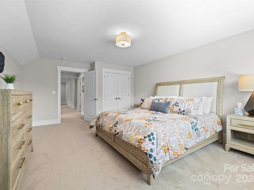 21016 Molly Harper Drive, Cornelius, NC 28031.  MLS# CAR4277815, YatesRealty ID 29705. 