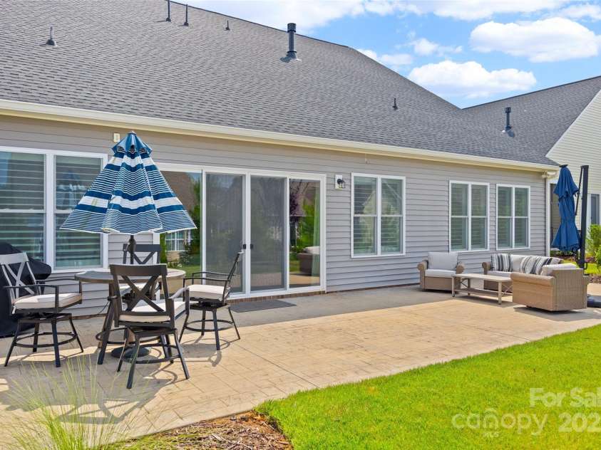 21016 Molly Harper Drive, Cornelius, NC 28031.  MLS# CAR4277815, YatesRealty ID 29705. 