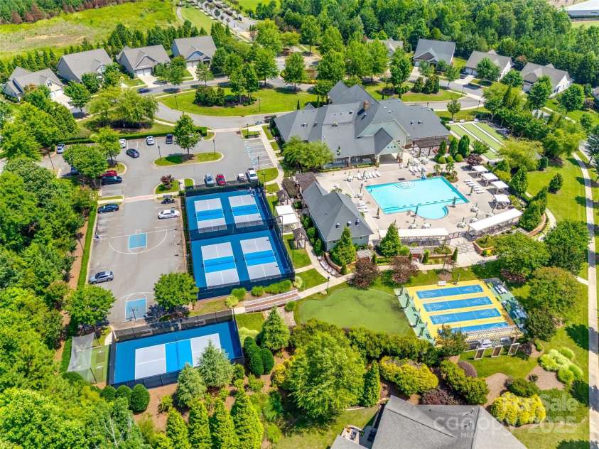 21016 Molly Harper Drive, Cornelius, NC 28031.  MLS# CAR4277815, YatesRealty ID 29705. 