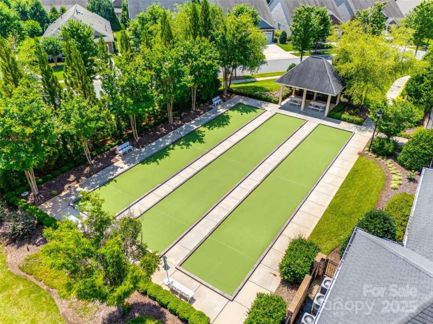 21016 Molly Harper Drive, Cornelius, NC 28031.  MLS# CAR4277815, YatesRealty ID 29705. 