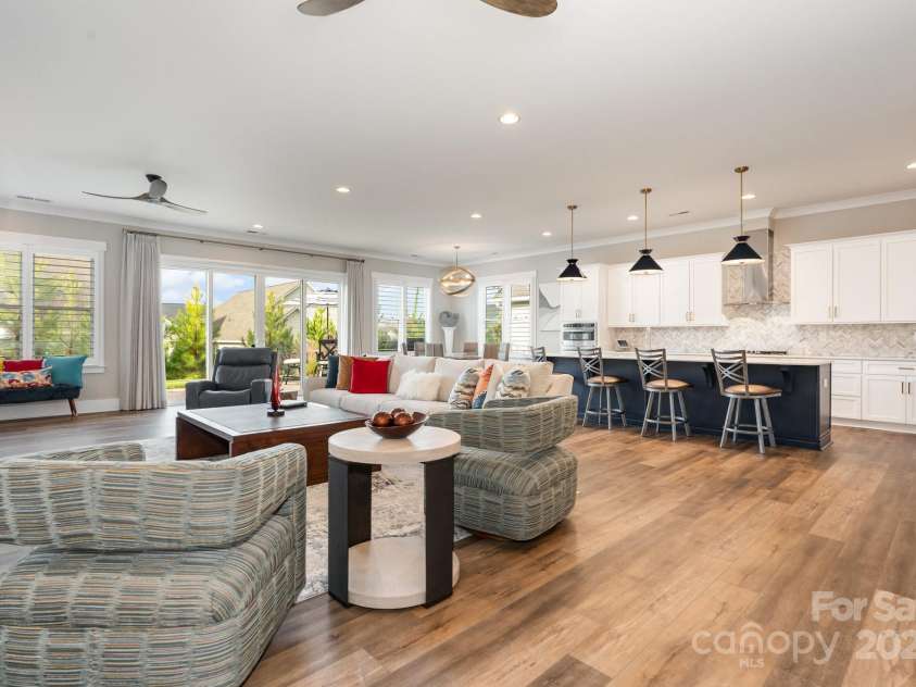 21016 Molly Harper Drive, Cornelius, NC 28031.  MLS# CAR4320388, YatesRealty ID 29705. Incredible open space which has a warm feeling and an easy flow - an entertainers delight!