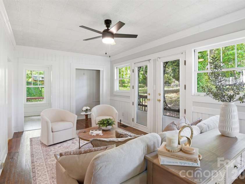 201 Smith Street, Clover, SC 29710.  MLS# CAR4381063, YatesRealty ID 29706. 