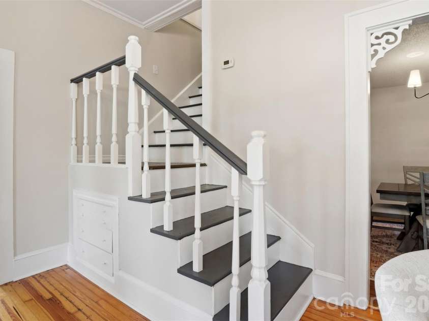 201 Smith Street, Clover, SC 29710.  MLS# CAR4381063, YatesRealty ID 29706. 