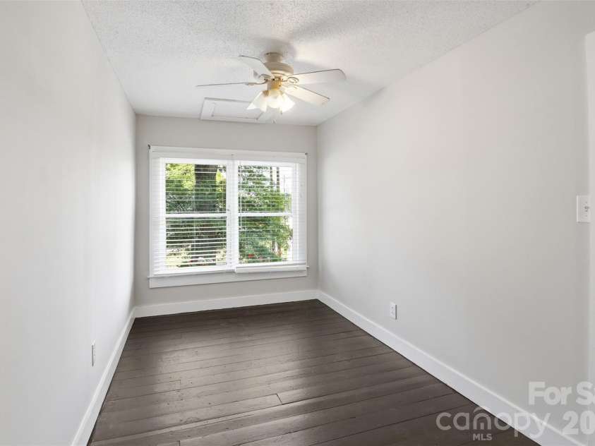 201 Smith Street, Clover, SC 29710.  MLS# CAR4381063, YatesRealty ID 29706. 