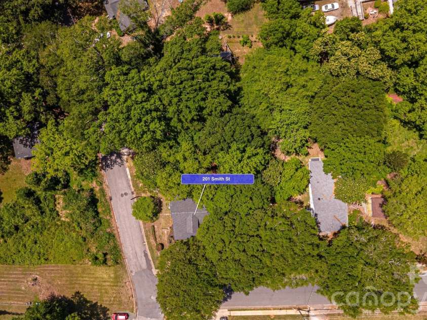 201 Smith Street, Clover, SC 29710.  MLS# CAR4381063, YatesRealty ID 29706. 