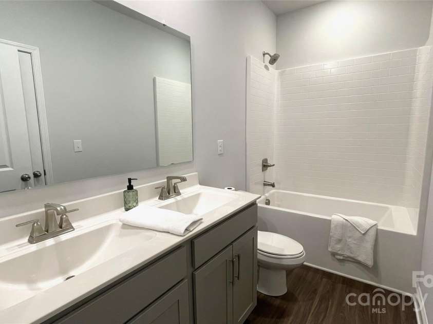 7037 Messina Road, Fort Mill, SC 29707.  MLS# CAR4286750, YatesRealty ID 29706. Additional full bath