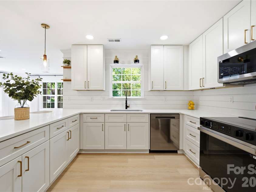 4191 Bristol Place, Concord, NC 28027.  MLS# CAR4390067, YatesRealty ID 29708. 