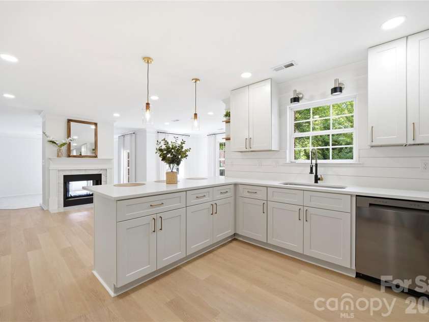 4191 Bristol Place, Concord, NC 28027.  MLS# CAR4390067, YatesRealty ID 29708. 