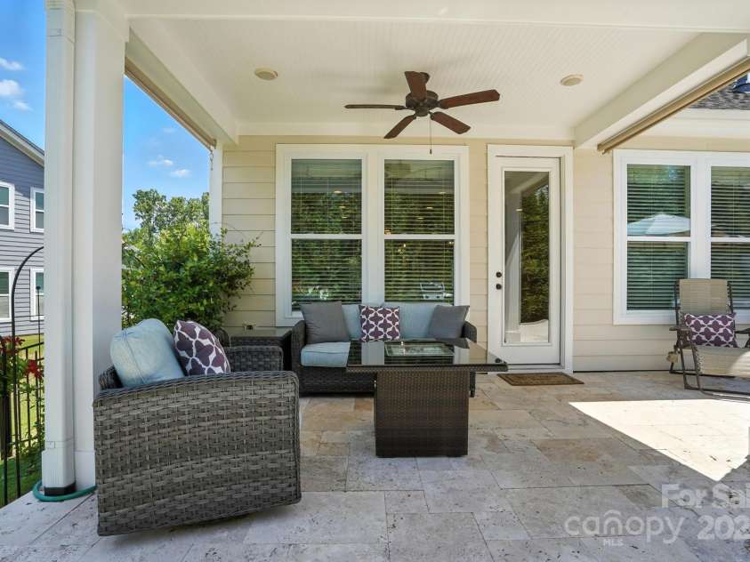 12111 Grey Partridge Drive, Charlotte, NC 28278.  MLS# CAR4285423, YatesRealty ID 29709. 