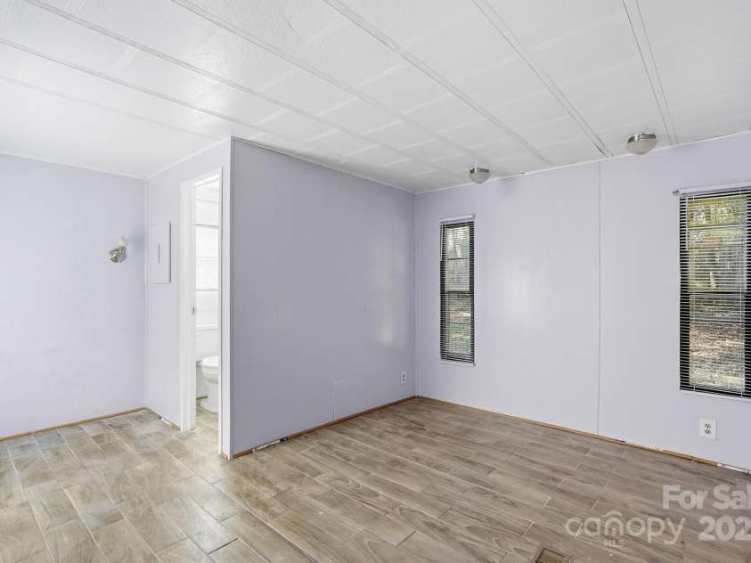 115 Red Bud Place, Concord, NC 28027.  MLS# CAR4316822, YatesRealty ID 2971. 2nd Primary Bedroom