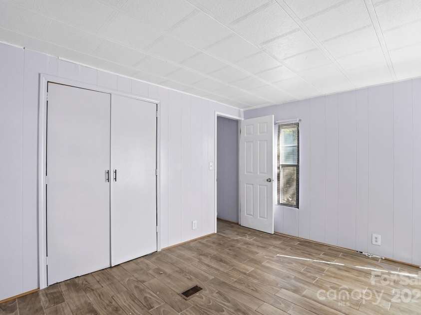 115 Red Bud Place, Concord, NC 28027.  MLS# CAR4316822, YatesRealty ID 2971. 2nd Primary Bedroom