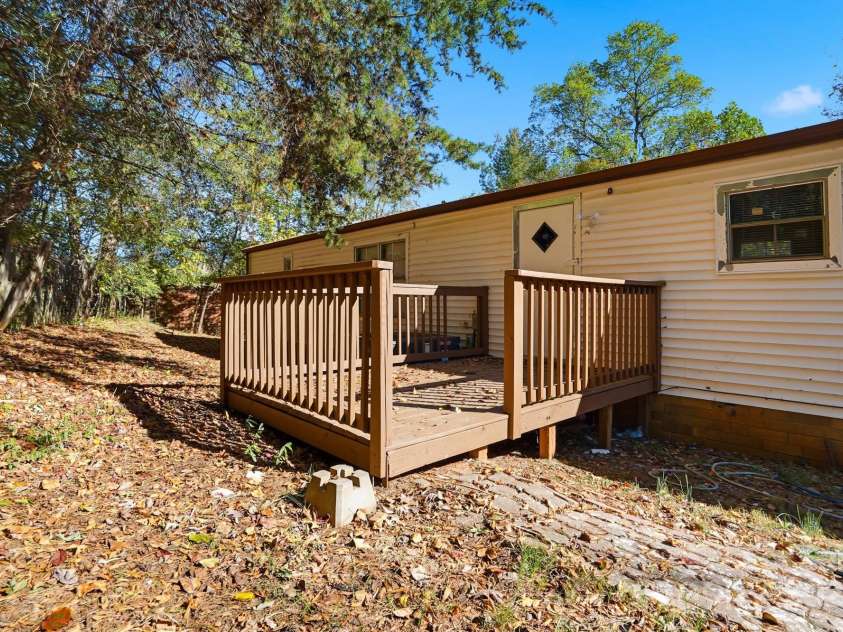 115 Red Bud Place, Concord, NC 28027.  MLS# CAR4316822, YatesRealty ID 2971. Back Deck