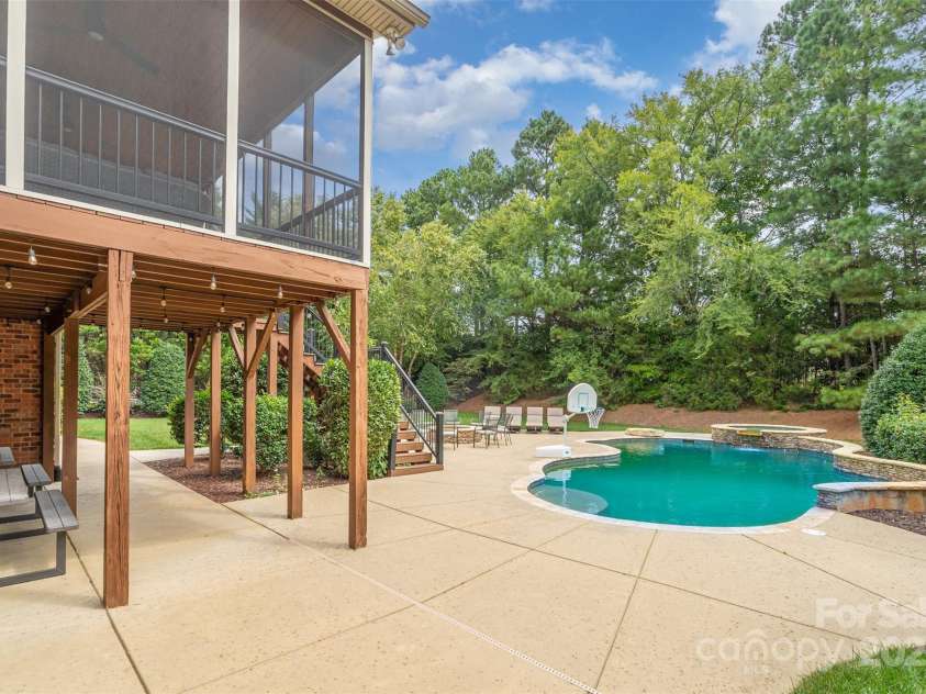 9021 Unbridle Lane, Waxhaw, NC 28173.  MLS# CAR4301404, YatesRealty ID 2971. 