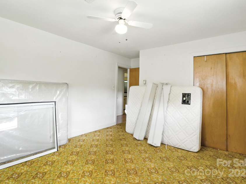 1420 Briarwood Ter Street, Salisbury, NC 28147.  MLS# CAR4280294, YatesRealty ID 29710. 