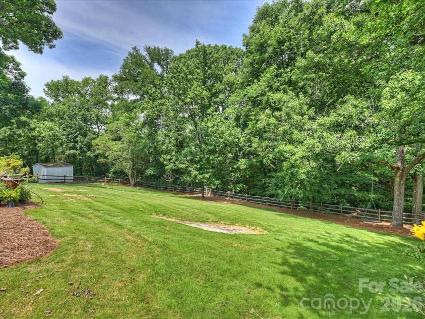 3731 Ashton Drive, Charlotte, NC 28210.  MLS# CAR4391507, YatesRealty ID 29710. Backyard