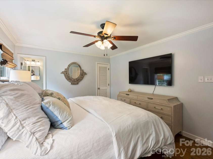 3731 Ashton Drive, Charlotte, NC 28210.  MLS# CAR4391507, YatesRealty ID 29710. Primary Bedroom