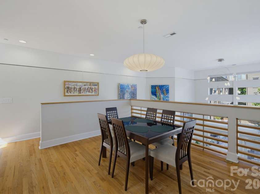 420 Queens Road, Charlotte, NC 28207.  MLS# CAR4394892, YatesRealty ID 29711. 