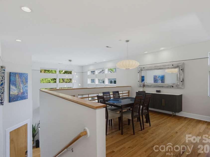 420 Queens Road, Charlotte, NC 28207.  MLS# CAR4394892, YatesRealty ID 29711. Dining area on second level