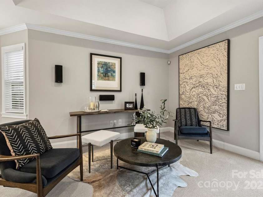 741 McAlway Road, Charlotte, NC 28211.  MLS# CAR4212635, YatesRealty ID 29711. 