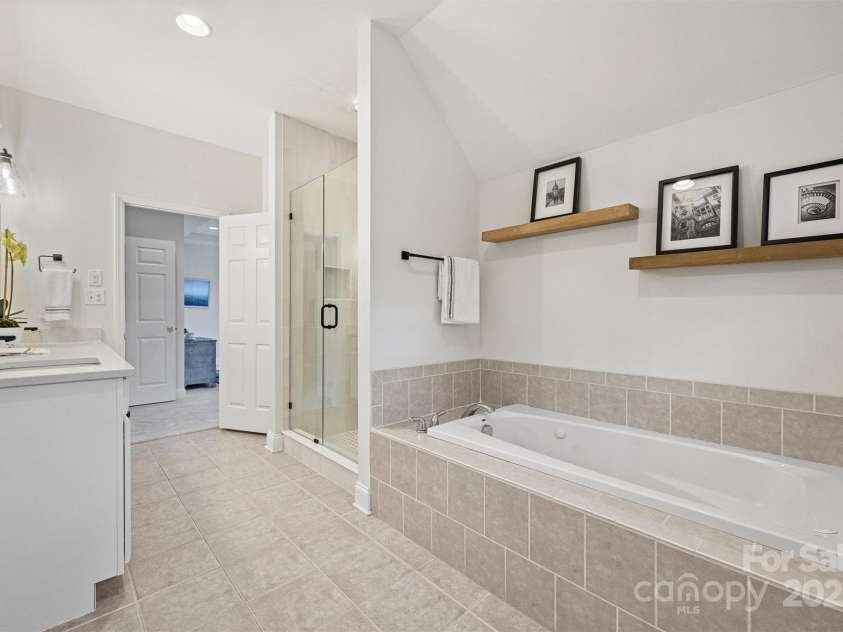 741 McAlway Road, Charlotte, NC 28211.  MLS# CAR4212635, YatesRealty ID 29711. 