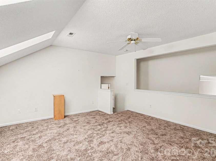 3365 Garrett Drive, Concord, NC 28027.  MLS# CAR4387307, YatesRealty ID 29712. Bonus Room