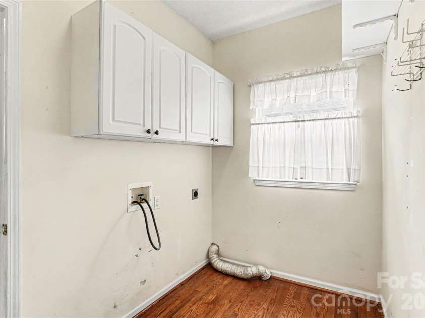 3365 Garrett Drive, Concord, NC 28027.  MLS# CAR4387307, YatesRealty ID 29712. Laundry Room