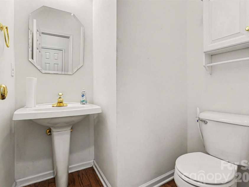 3365 Garrett Drive, Concord, NC 28027.  MLS# CAR4387307, YatesRealty ID 29712. Powder Room