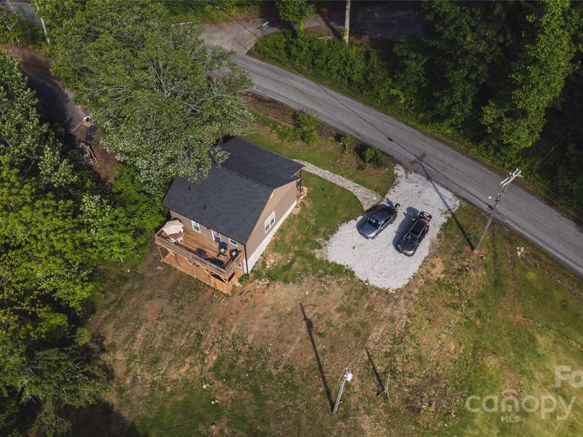 132 Connestee Road, Brevard, NC 28712.  MLS# CAR4263922, YatesRealty ID 29713. 