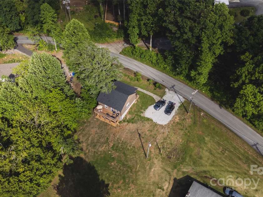 132 Connestee Road, Brevard, NC 28712.  MLS# CAR4263922, YatesRealty ID 29713. 