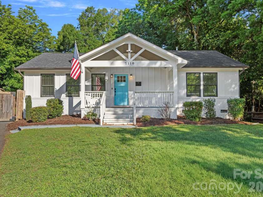 7110 Rockcliff Court, Charlotte, NC 28210.  MLS# CAR4388257, YatesRealty ID 29713. 