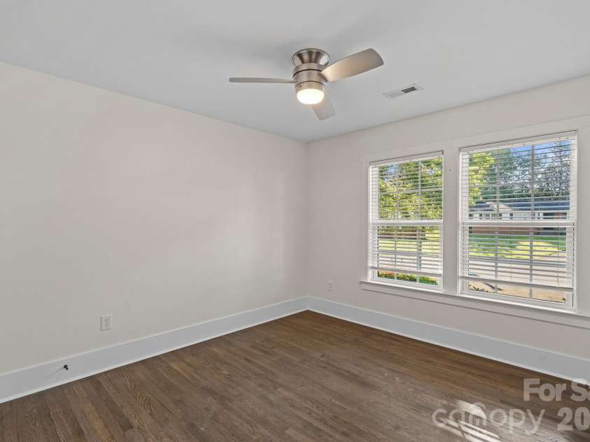7110 Rockcliff Court, Charlotte, NC 28210.  MLS# CAR4388257, YatesRealty ID 29713. 