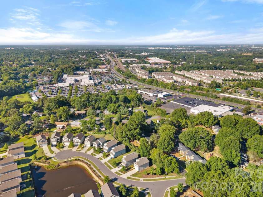 7110 Rockcliff Court, Charlotte, NC 28210.  MLS# CAR4388257, YatesRealty ID 29713. 